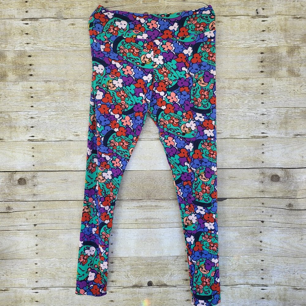 LuLaRoe T&C Tall and Curvy Leggings - Russian Doll Pattern